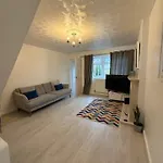 Thornwood House By Horizon